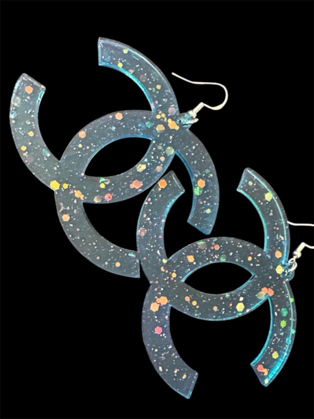 Streetwear Sparkle CC Fashion Dangle Earrings - Picture 3 of 12